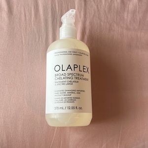 I have 6 not open, brand new OLAPLEX broad spectrum chelating treatment.